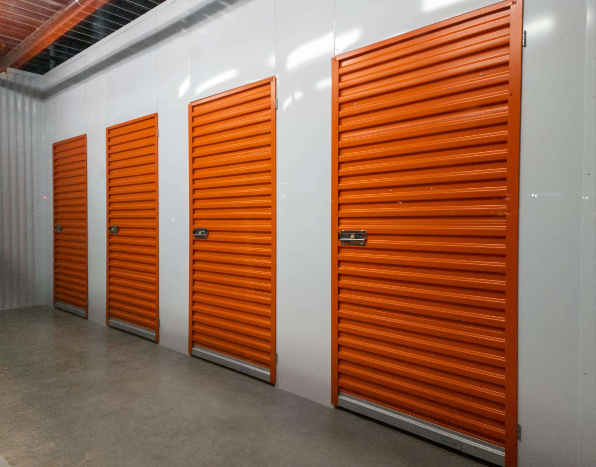 Porte et fenêtre modernes grises